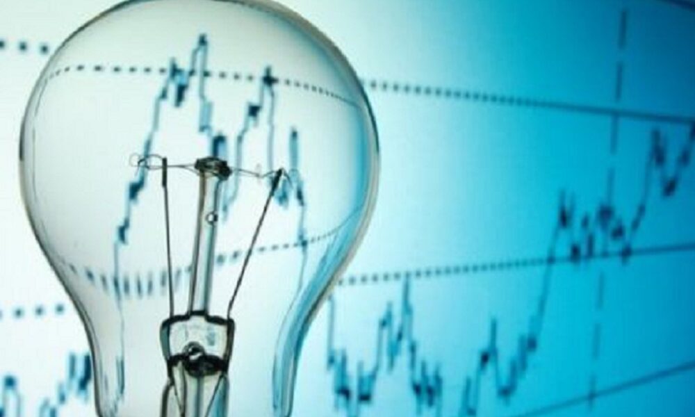 Record privind importurile de electricitate din România. Energia regenerabilă este aproape inexistentă