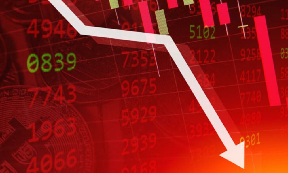 Recesiunea bate la ușa României! Își mai revine vreodată economia țării