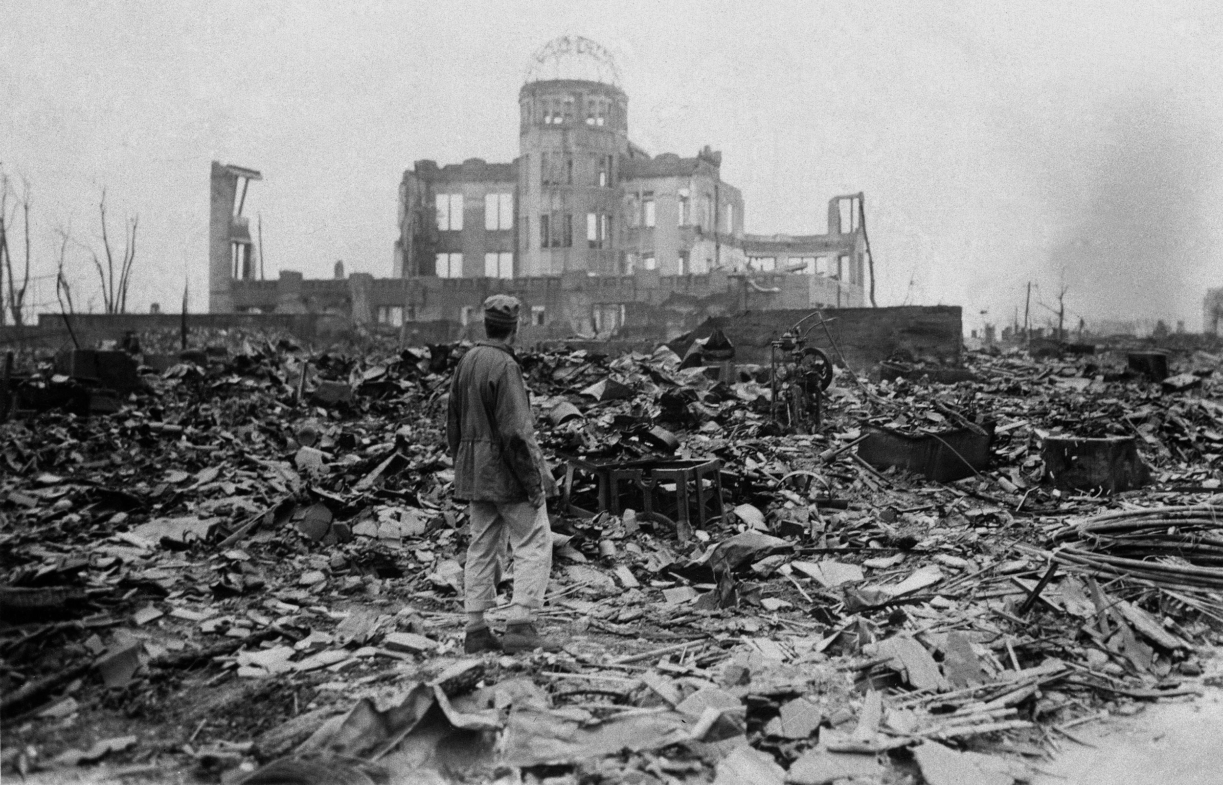 Efectele bombei atomice de la Hiroshima, sursă foto AP, Stanley Troutman