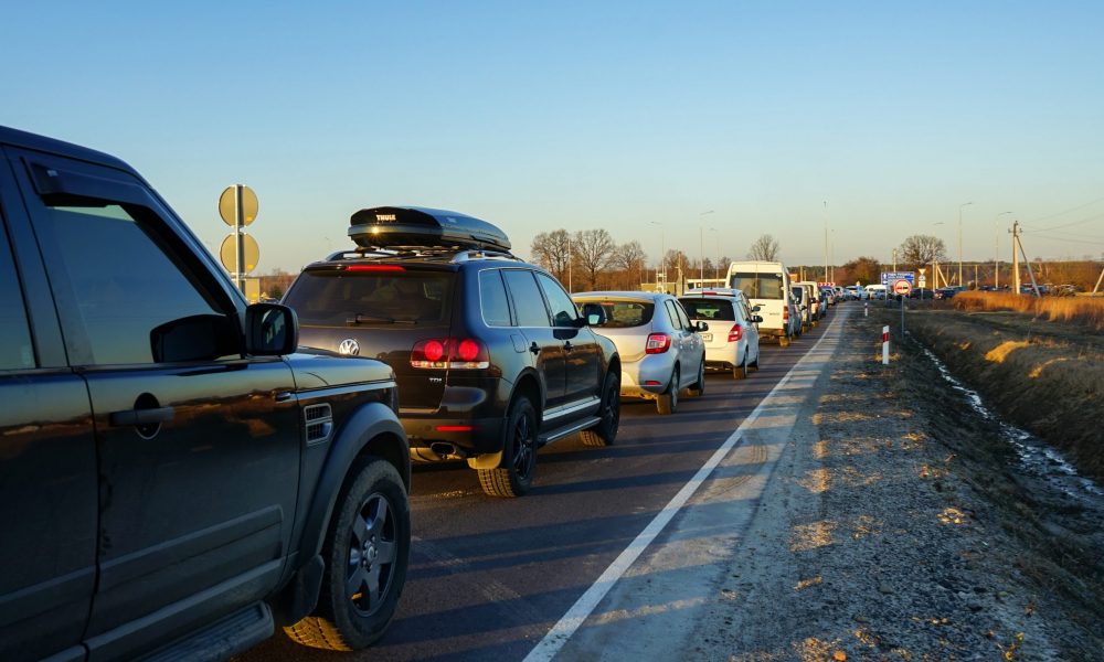 Rușii care fug din calea războiului se refugiază în Mongolia. S-a stat la coadă ore întregi la granița de nord a Rusiei