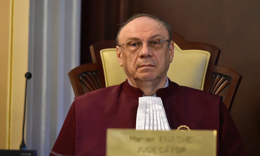 Președintele CCR cere tăierea pensiilor speciale, dar o păstrează pe a lui! Explicațiile lui Marian Enache