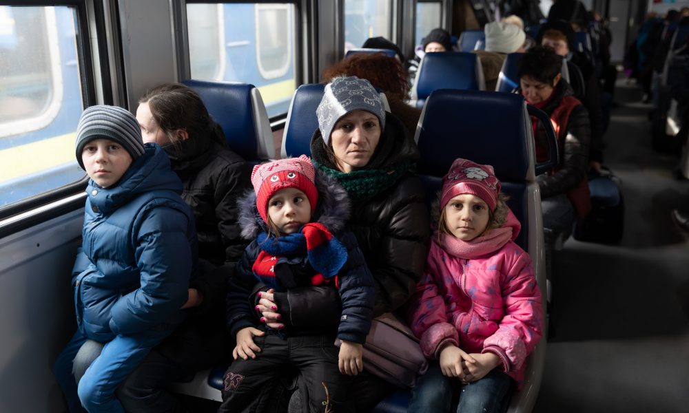 Războiul din Ucraina reaprinde o temă dureroasă. Cum arată fenomenul refugiaților la nivel mondial