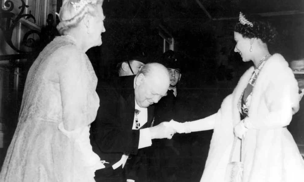 Premierii reginei Elisabeta a-II-a! Relația cu Winston Churchill! Tutorele politic al Majestății Sale