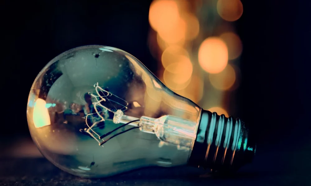 La un pas să rămânem fără energie electrică! Un mare furnizor, risc de incapacitate de plată