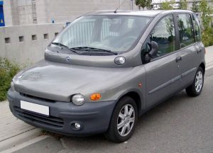 Gafe din lumea auto! Top 10 cele mai nereușite mașini fabricate vreodată