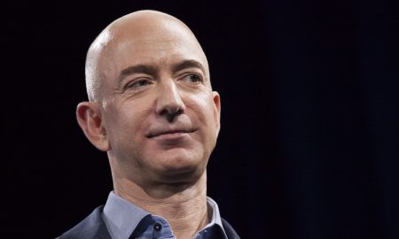 Jeff Bezos pierde teren în lumea bogaților! Fondatorul Amazon, detronat de „industriașul” indian