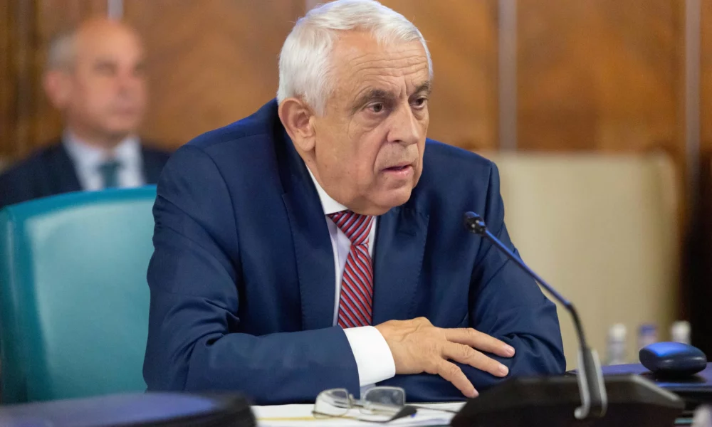 Primul miliard de euro pentru agricultori! Indicațiile lui Daea: „Dacă ai sapa în mână, treci la prășit!“