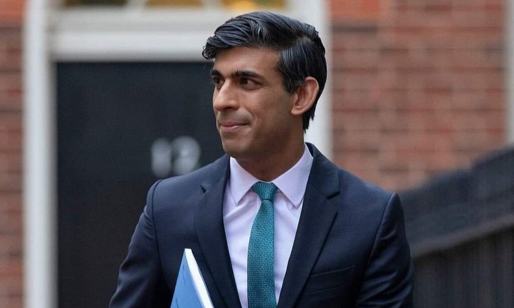 Daily Mail: Rishi Sunak a dezvăluit un acord de mai multe miliarde de lire sterline pentru cinci noi nave de război