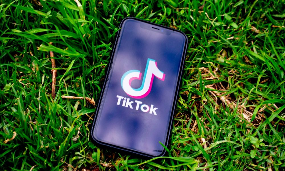 „Spionul” TikTok. Lista datelor personale pe care le colectează platforma de socializare