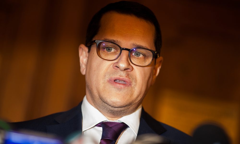 Hellvig: „Îmi cer în mod sincer scuze pentru greșelile SRI, inclusiv pentru cele de dinaintea mea!” Ce efecte au avut aceste erori