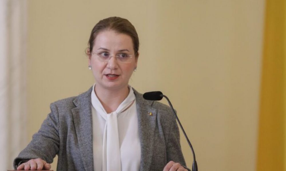 Crește numărul educatoarelor în grădinițe. Ministrul Educației anunță un nou program de formare