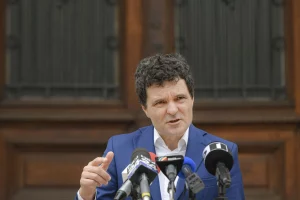 Nicușor Dan anunță investiții în traficul din Capitală.