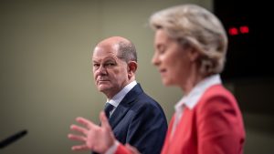 scholz, von der leyen sursa foto playtech.ro