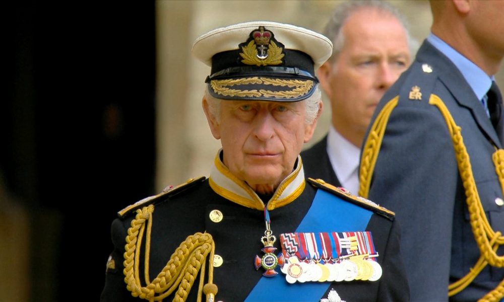 Regele Charles al III-lea va fi încoronat oficial pe 6 mai 2023! Tradiția înscăunării datează de peste nouă veacuri