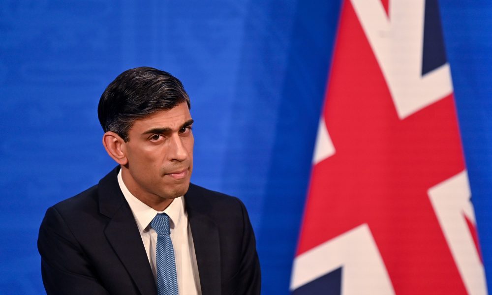 Sunak pleacă acasă! Laburiștii preiau puterea în Marea Britanie după 14 ani