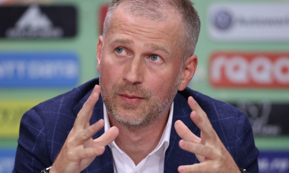 Edi Iordănescu și-a prelungit contractul cu echipa națională de fotbal a României. Ce salariu are selecționerul?