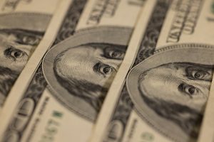 Dolar, Sursă foto: unsplash.com