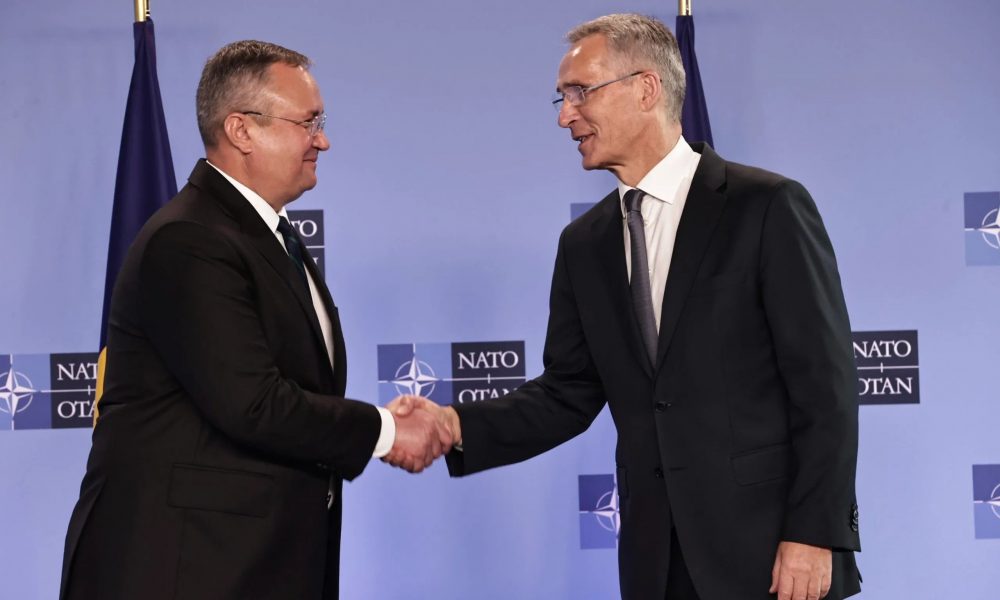 Nicolae Ciucă, declarații comune cu Jens Stoltenberg la Bruxelles! „NATO este pregătit să apere România”
