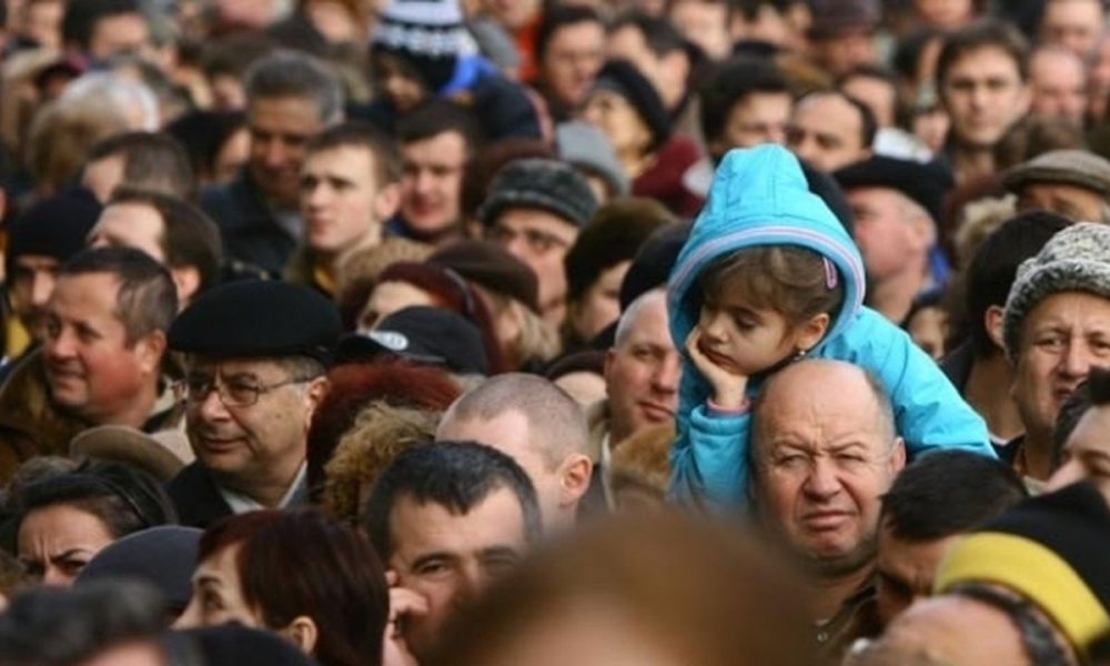 Populația României: natalitate, etnie și religie! Statisticile INS pe 2022