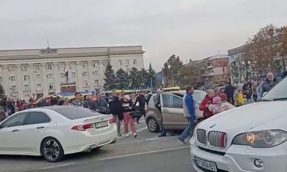 Civilii din Kherson au fost evacuați! Rusia intensifică bombardamentele