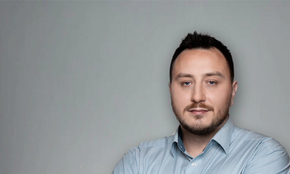 Anton Rădulea, CEO Airvolt.io: „Tehnologia noastră permite brandurilor să acceseze în timp real un nou canal pentru ESG”