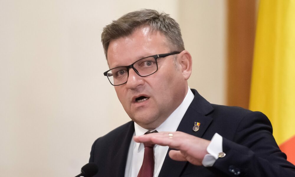 Anunțul momentului făcut de Marius-Constantin Budăi: „Nu vorbim de înghețarea salariilor la stat!”