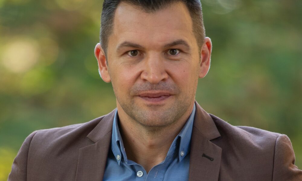 Cu cât vor liberalii să majoreze veniturile vârstnicilor? Ionuț Stroe: „PNL susține creșterea pensiilor în cuantum de 15%”