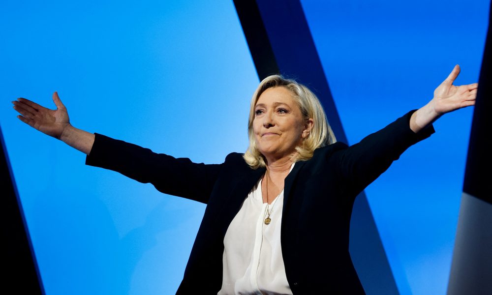 Cetățenii francezi au încredere în Marine Le Pen! Cum arată sondajele de opinie