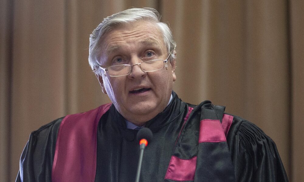 Chirurgul Mircea Beuran a fost achitat în dosarul care viza luarea de mită! DNA l-ar fi umilit pe medic cu acuzațiile aduse