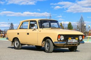 moskvich sovietica sursa: Autocritica