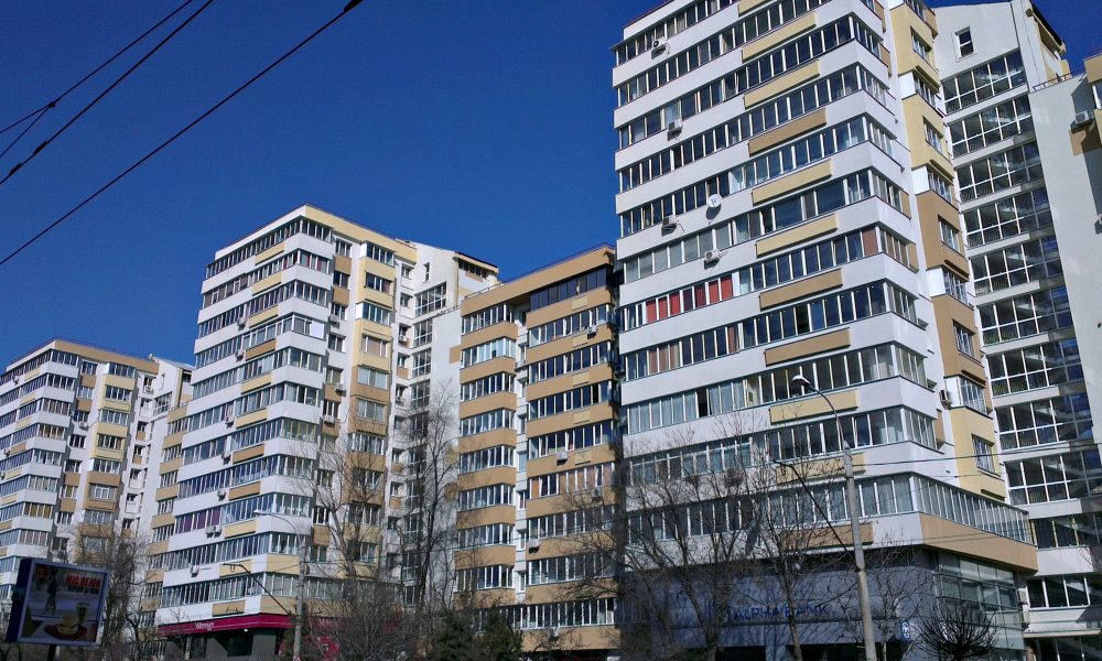 Avertismente pentru românii care stau la bloc. Ce se întâmplă dacă nu este achitată întreținerea
