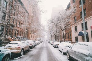 Sunt așteptate ninsori în perioada Crăciunului! Prognoza meteo pentru luna decembrie