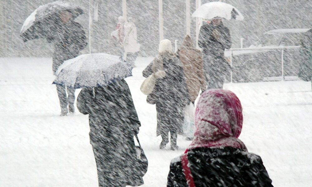 ALERTĂ METEO! Vor cădea ninsori abundente în toată țara! Codul de avertizare intră în vigoare chiar astăzi