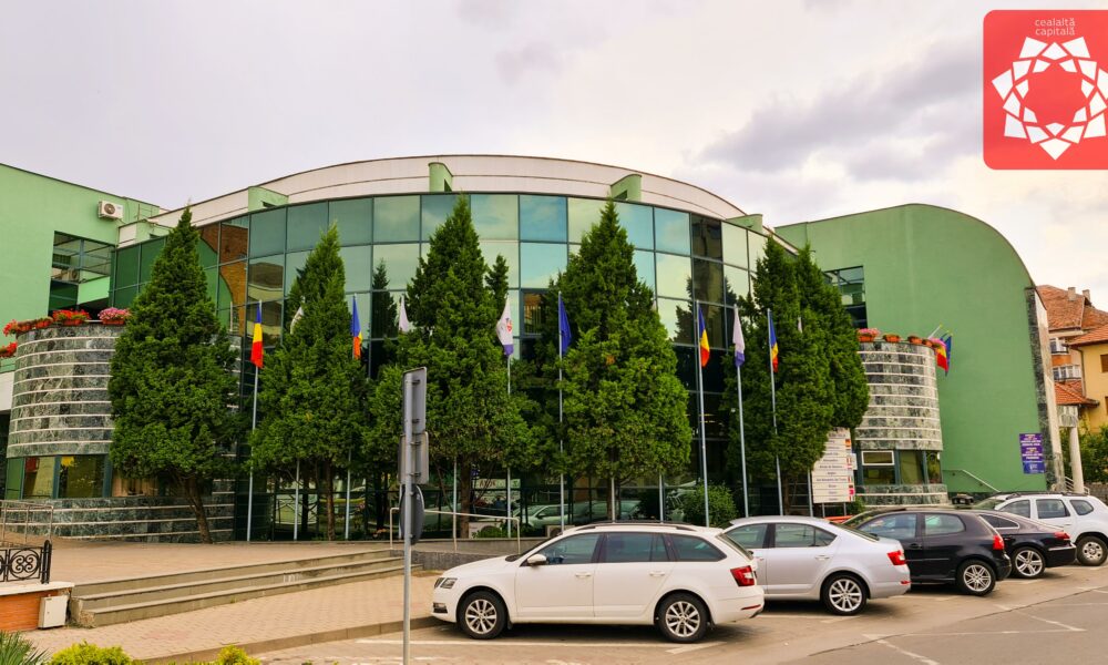 Primăria din Alba Iulia urmează exemplul Sibiului! Angajații instituției vor primi o creștere salarială de 15%