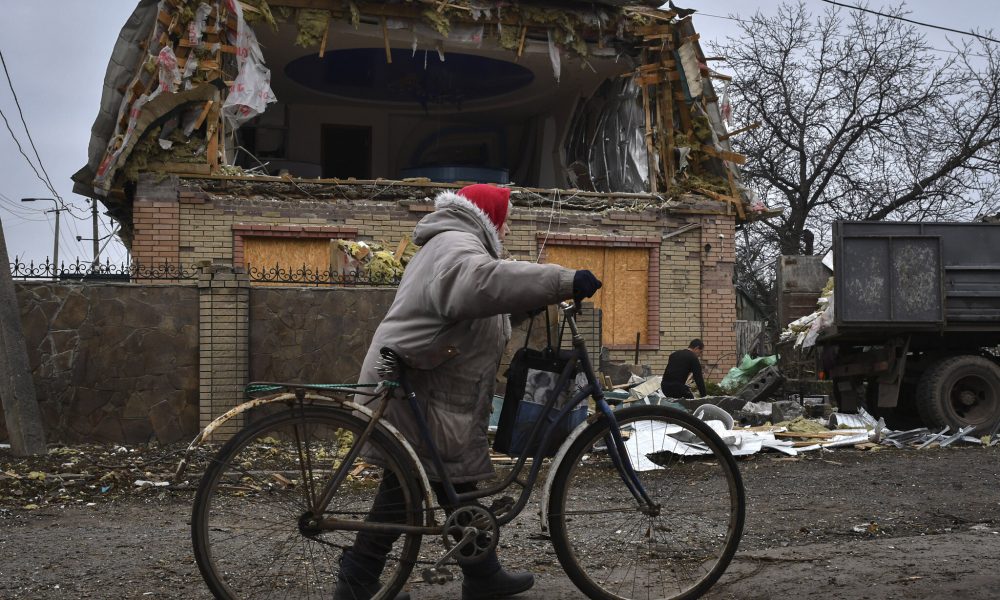 Strategia „pământului pârjol”, adoptată de Putin în Herson! Zelenski: „Au distrus toate infrastructurile critice”