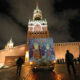 Livrarea bradului central de Anul Nou la Kremlin. Sursă foto: The Moscow Times