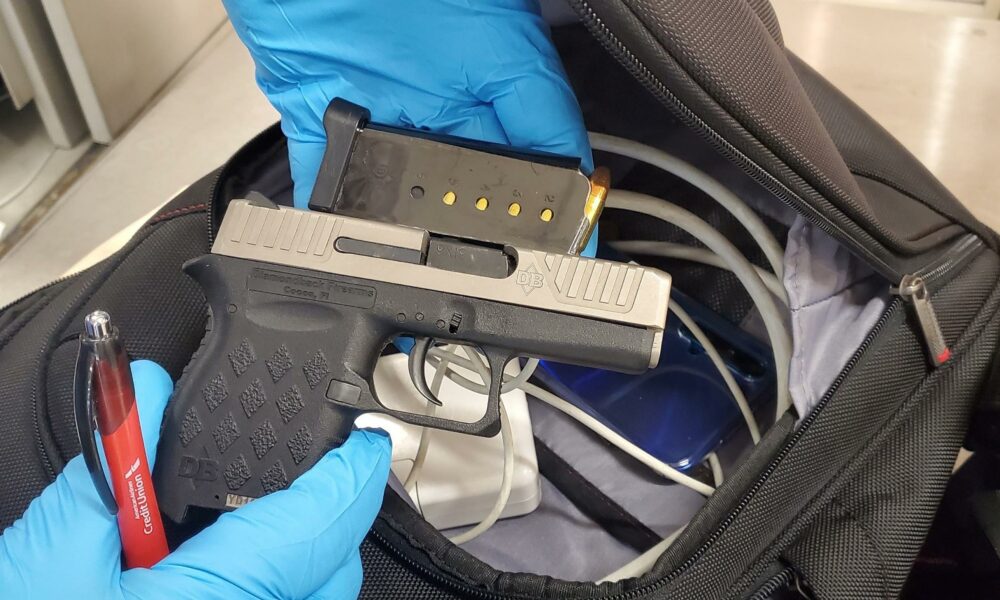 Record după record! SUA, și mai multe arme de foc confiscate în aeroporturi