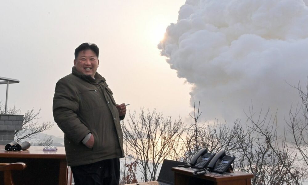 Kim Jong-un vrea să dezvolte o nouă armă strategică intercontinentală! Coreea de Nord continuă testele cu rachete