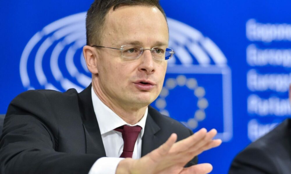 Ungaria critică din nou sprijinul armat al Europei în Ucraina! Peter Szijjarto: Occidenul a căzut într-o „psihoză a războiului”