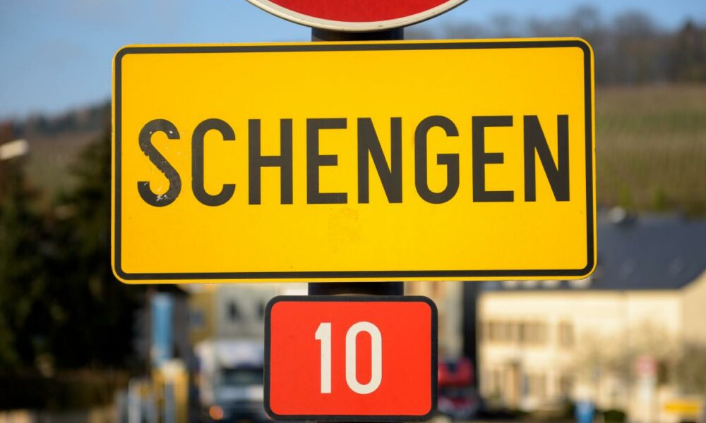 Se discută despre aderarea României la Schengen. Declarațiile lui Marcel Ciolacu
