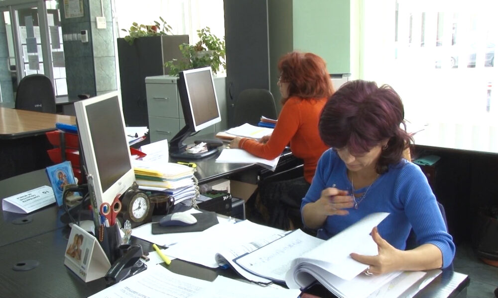 Sporuri pentru „vătămarea articulațiilor”! Cine primește aceste bonusuri la salariu