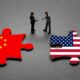 America și China, la cuțite! Xi încearcă să atenueze tensiunile, o comisie a Congresului le exacerbează