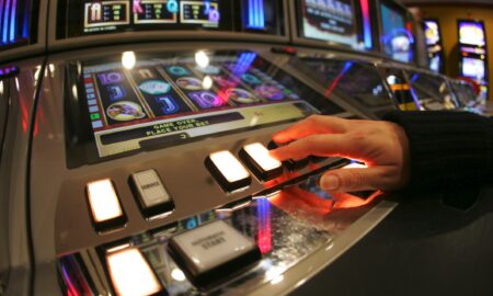INS: Industria jocurilor de noroc a cunosctu un regres
