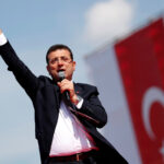 Erdogan scapă de cel mai mare opozant al său! Primarul din Istanbul a fost condamnat la închisoare pentru „înjurături”