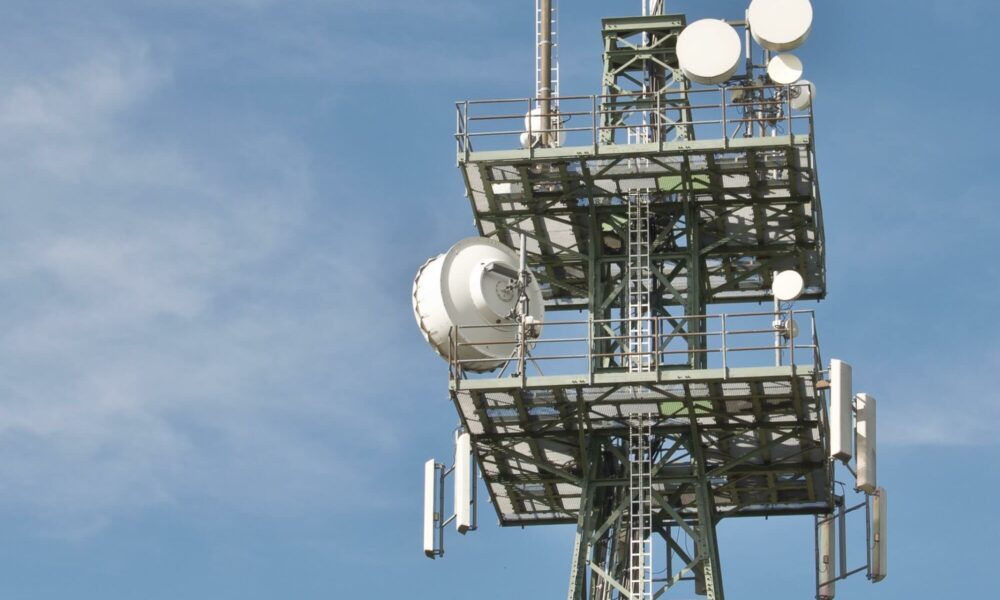 Se anunță probleme cu internetul și convorbirile mobile! Nokia și Ericsson se retrag din Rusia