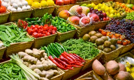 Scumpiri nesimțite la trufandale! Prețurile legumelor de primăvară sunt de trei ori mai ridicate ca anul trecut