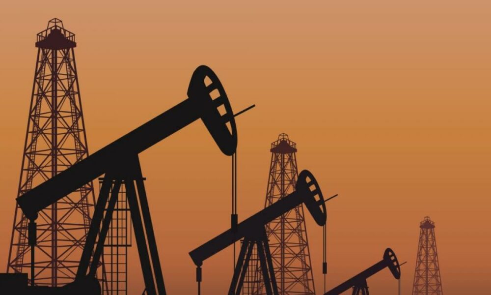 Producţia de petrol a României continuă să scadă. Importurile cresc cu aproape o treime în primele 11 luni din 2022