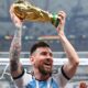 Messi investește în sectoarele cu potențial. O sticlă cu semnătura fotbalistului se vinde cu aproape 500 de euro