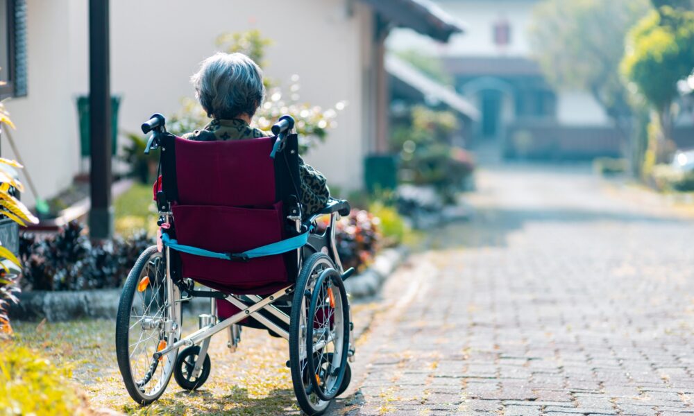 Persoanele care au un handicap primesc gratuitate pentru transportul interurban