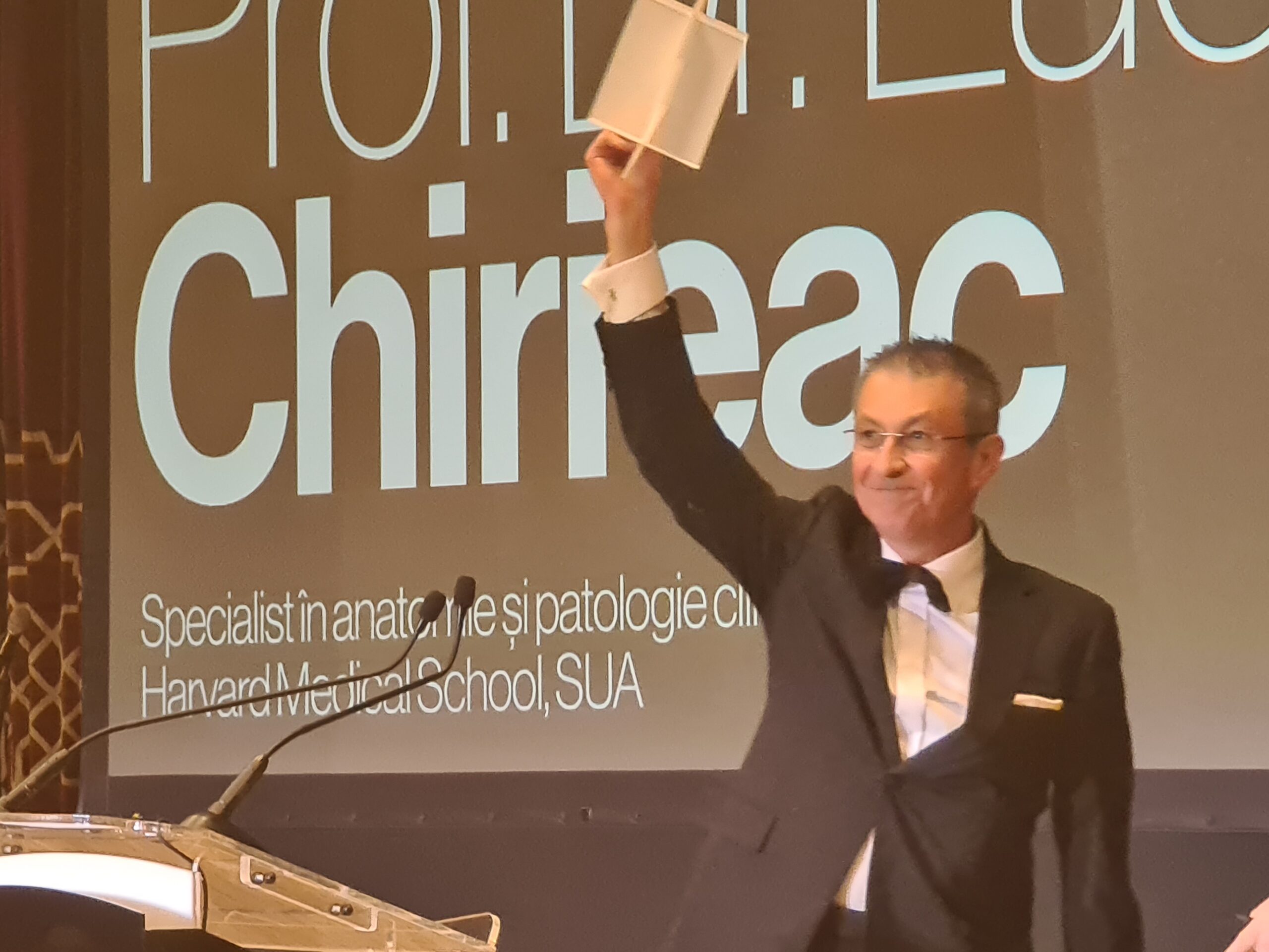 Lucian Cirieac a primit premiul pentru la Gala Cercetării Românești